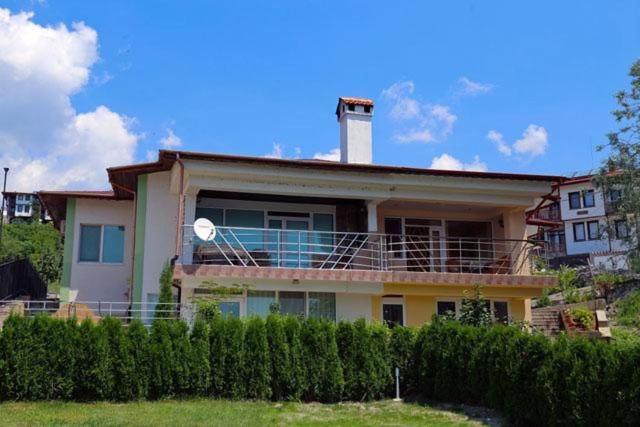 Villa Irina Kŭrdzhali Esterno foto
