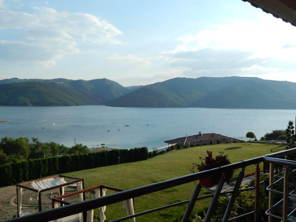Villa Irina Kŭrdzhali Esterno foto